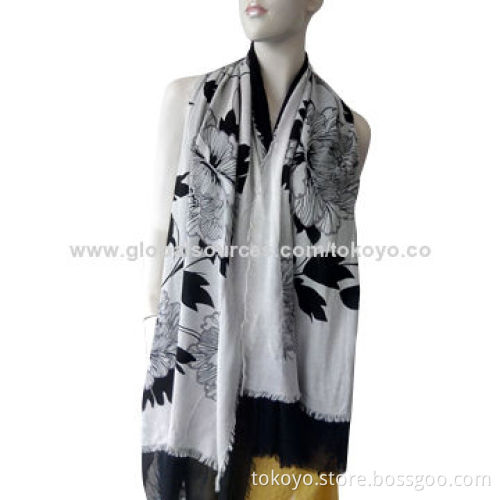 Double-layer scarf with floral printing and black plain dye, made of viscose and modal